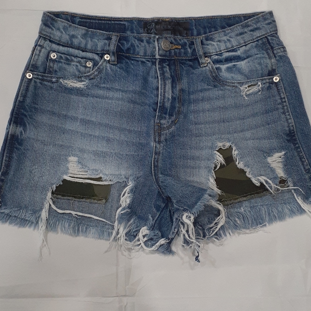 Blue Revival blue Heavy distressed jean shorts s… - Picture 11 of 15